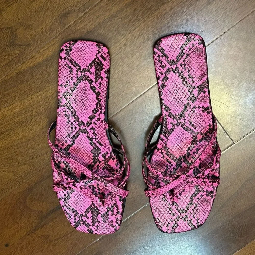 14th & Union size 9‎ pink & black snakeskin thong sandal NWOT